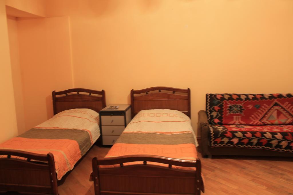 Hostel Old City Sololaki Tbilisi Exteriör bild