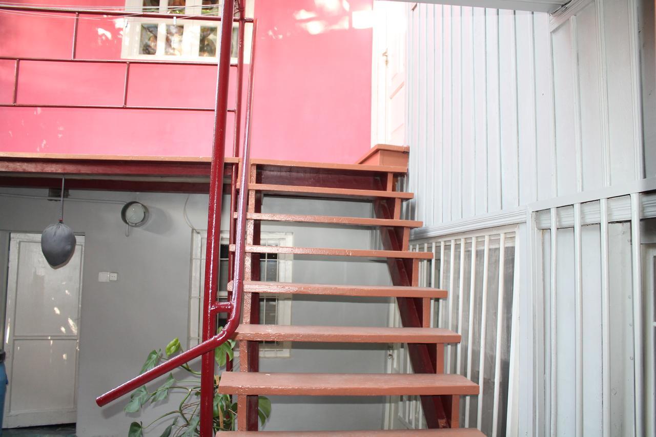 Hostel Old City Sololaki Tbilisi Exteriör bild